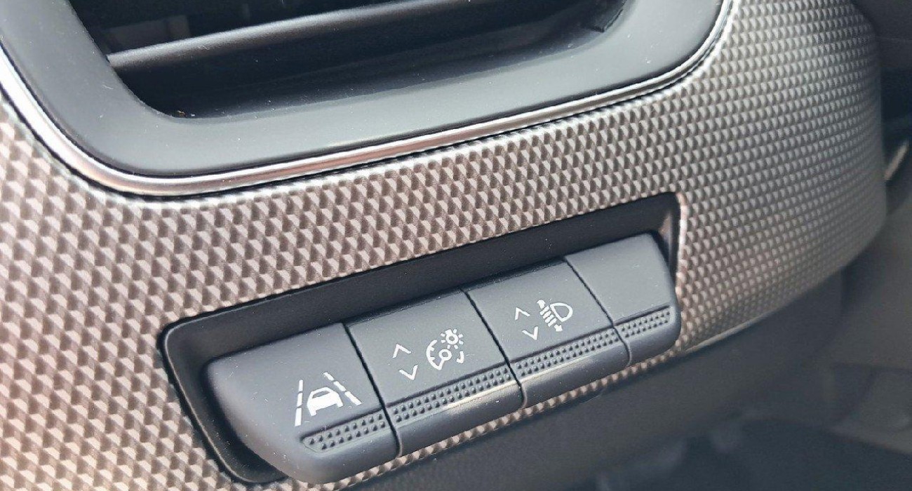 Renault ARKANA E-Tech 145 - 21B Intens 15