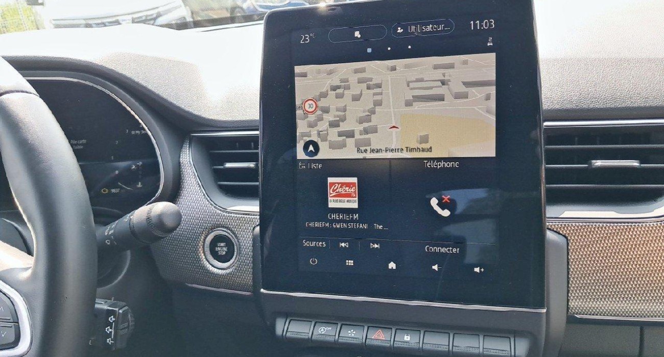 Renault ARKANA E-Tech 145 - 21B Intens 8