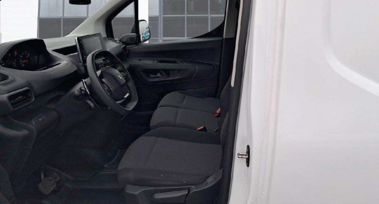 Peugeot PARTNER STANDARD 650 KG BLUEHDI 130 S&S EAT8 ASPHALT 10