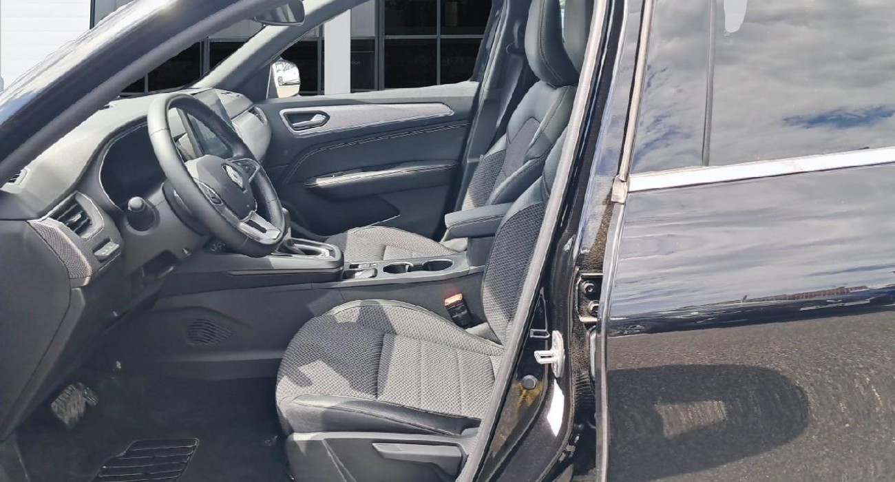 Renault ARKANA E-Tech 145 - 23 Techno 14