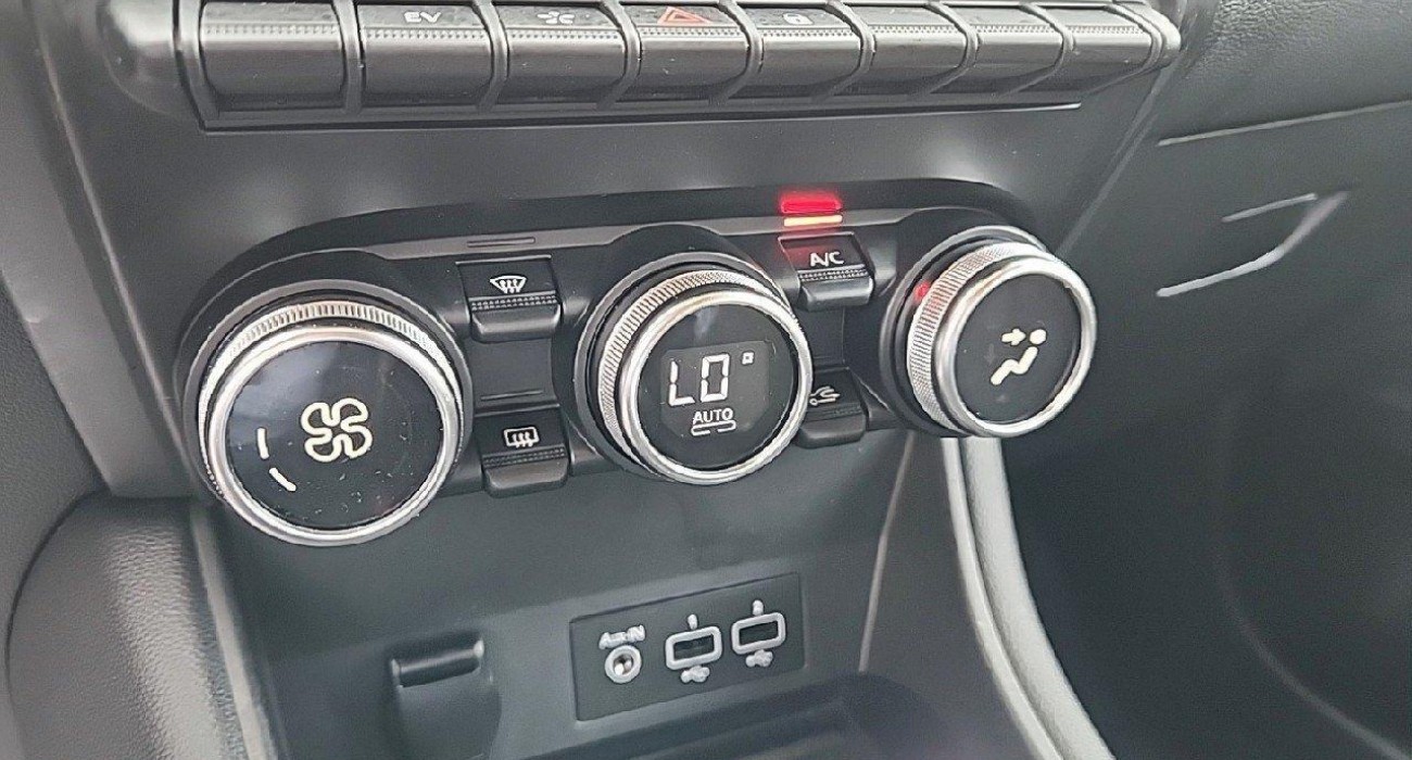 Renault CAPTUR E-Tech 145 - 21 Intens 7