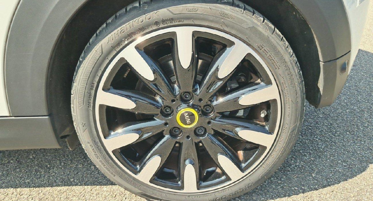 Mini HATCH Hatch 3 Portes Cooper SE 184 ch Edition Premium Plus 13