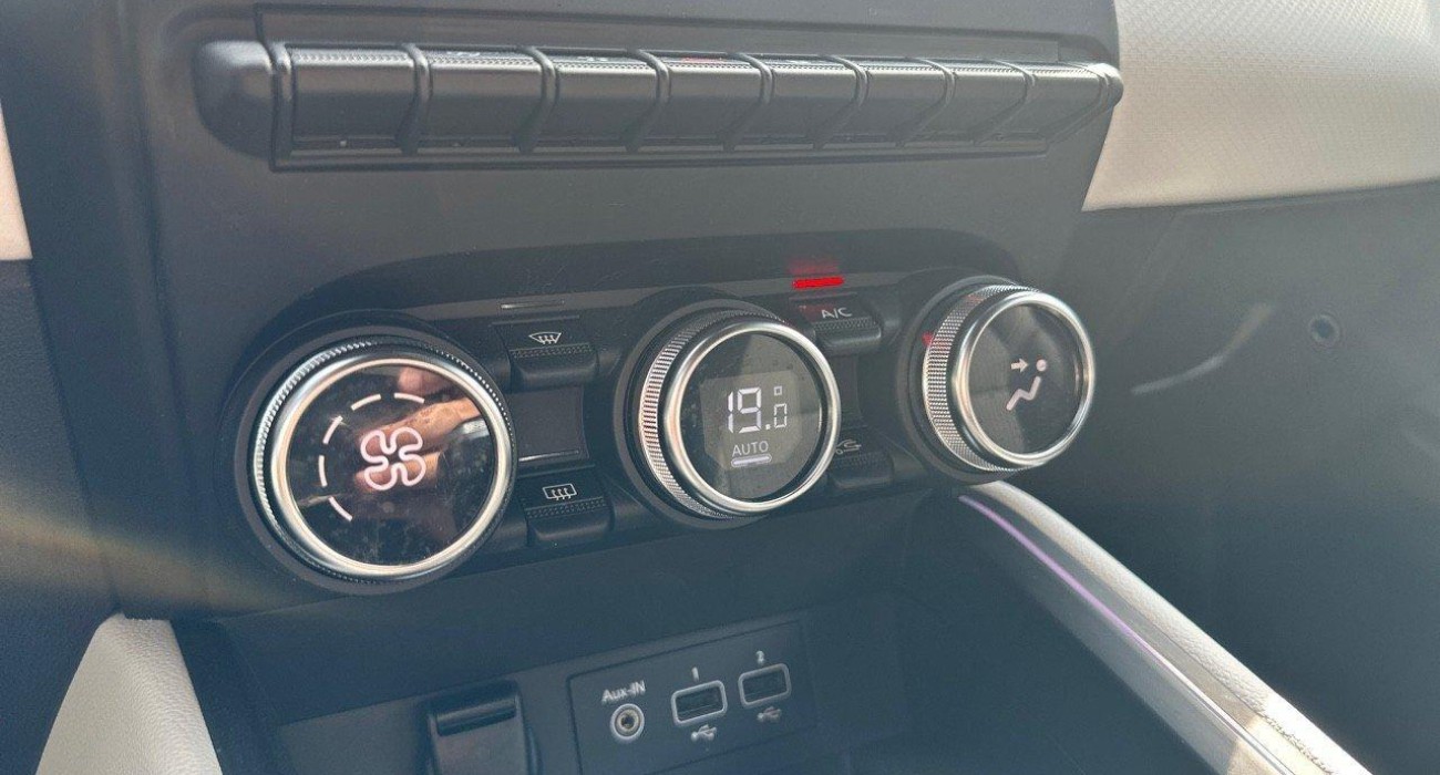 Renault CLIO Clio TCe 90 Techno 7