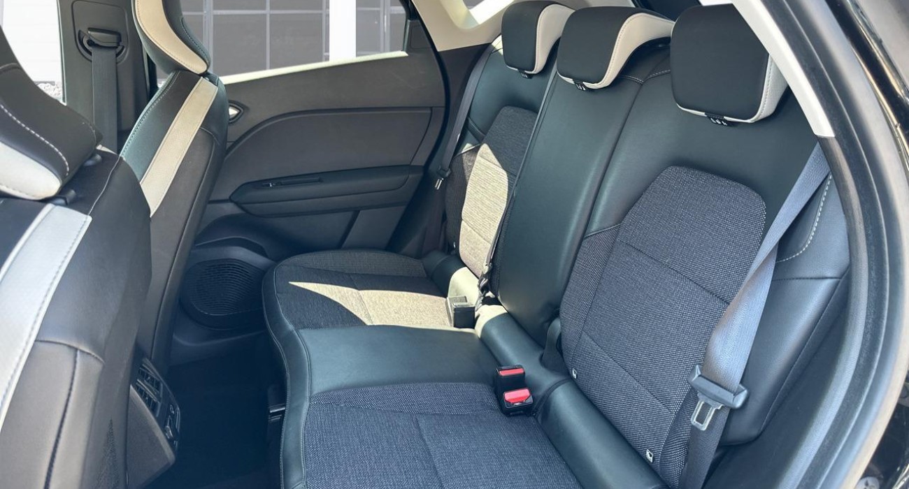 Renault CAPTUR E-Tech full hybrid 145 Techno 11