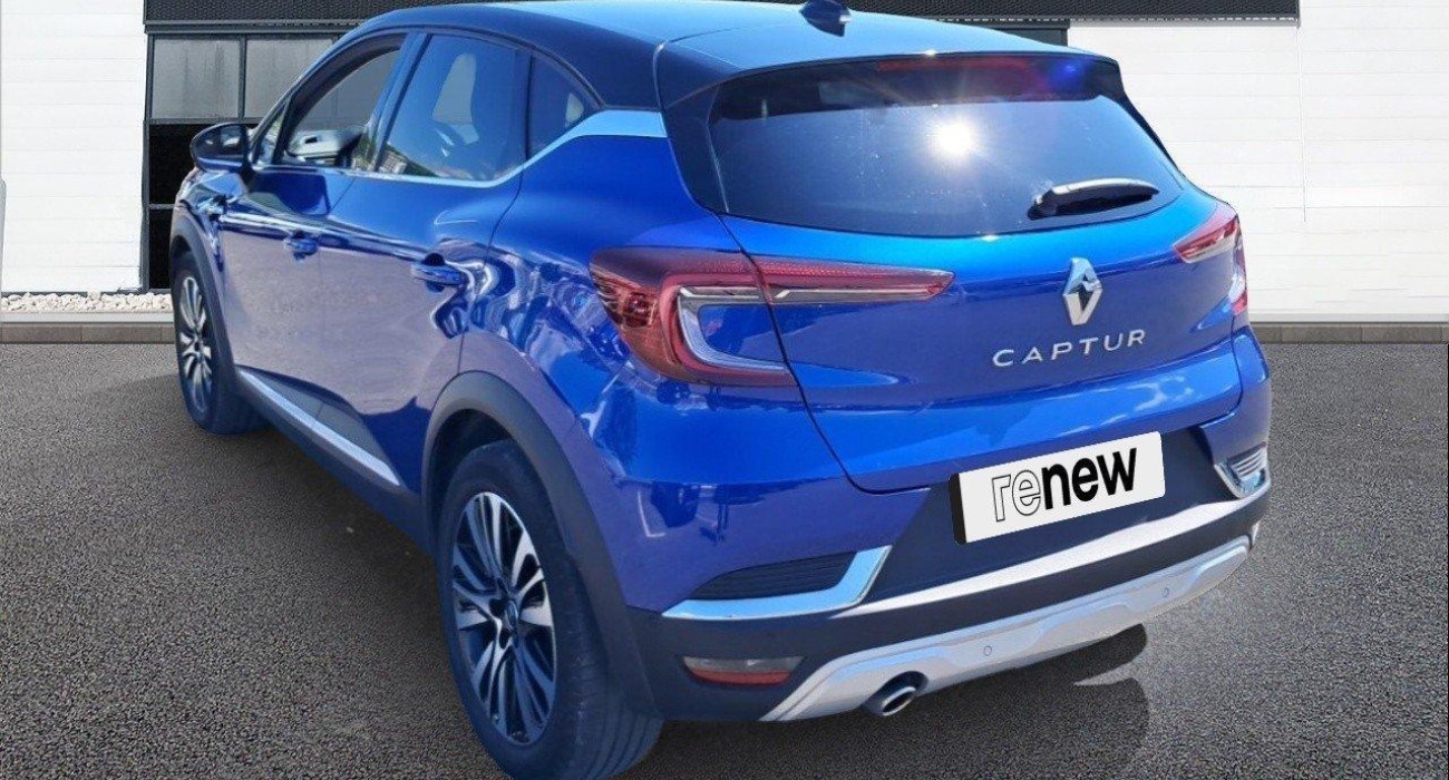 Renault CAPTUR TCe 155 EDC FAP Initiale Paris 3