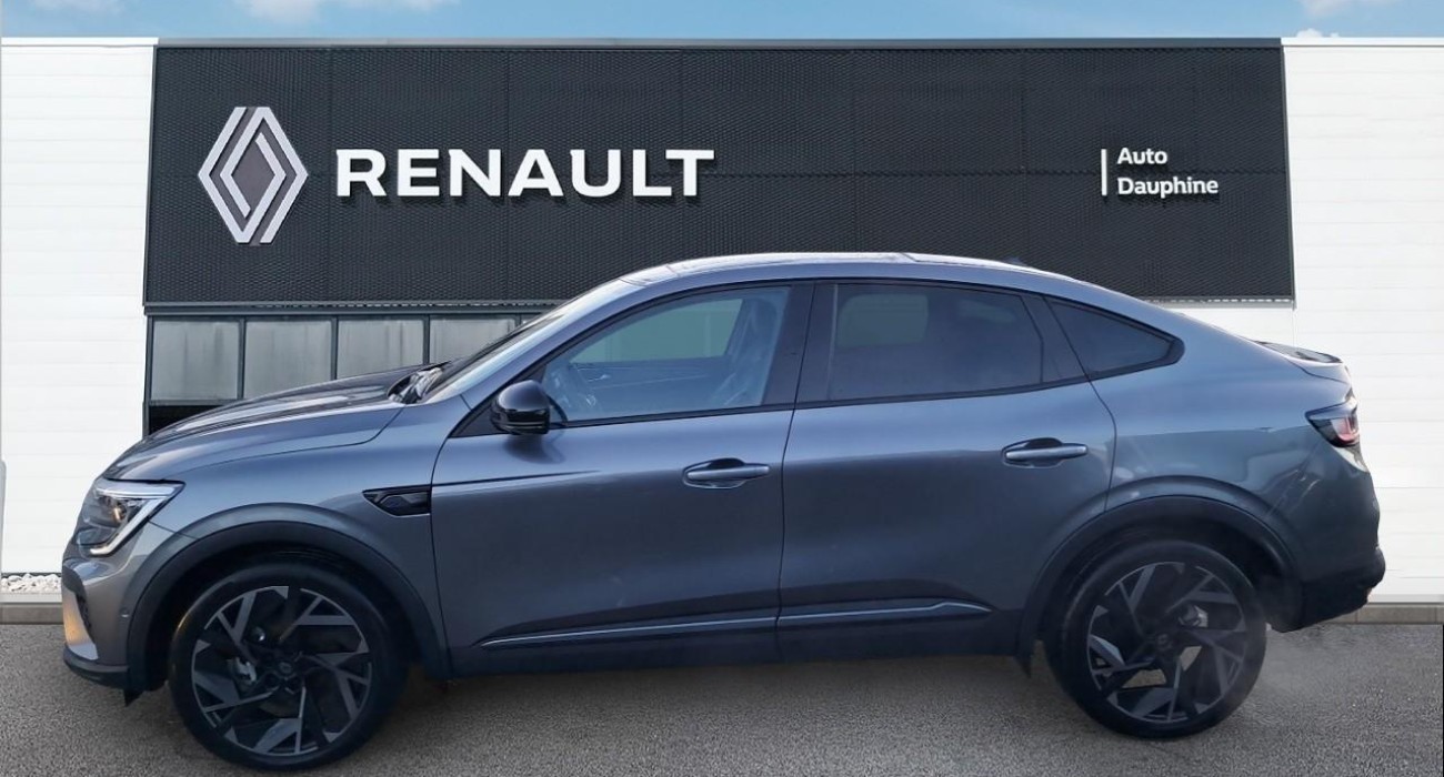 Renault ARKANA E-Tech 145 - 23 esprit Alpine 3