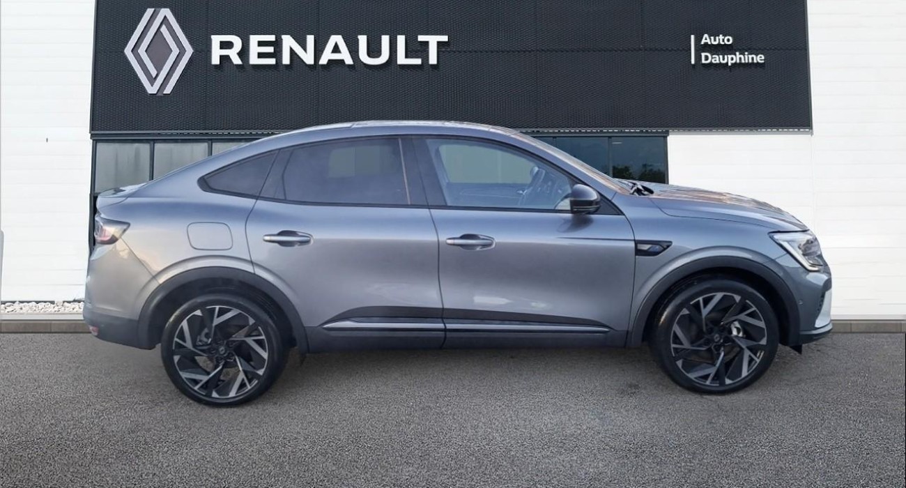 Renault ARKANA E-Tech 145 - 23 esprit Alpine 4