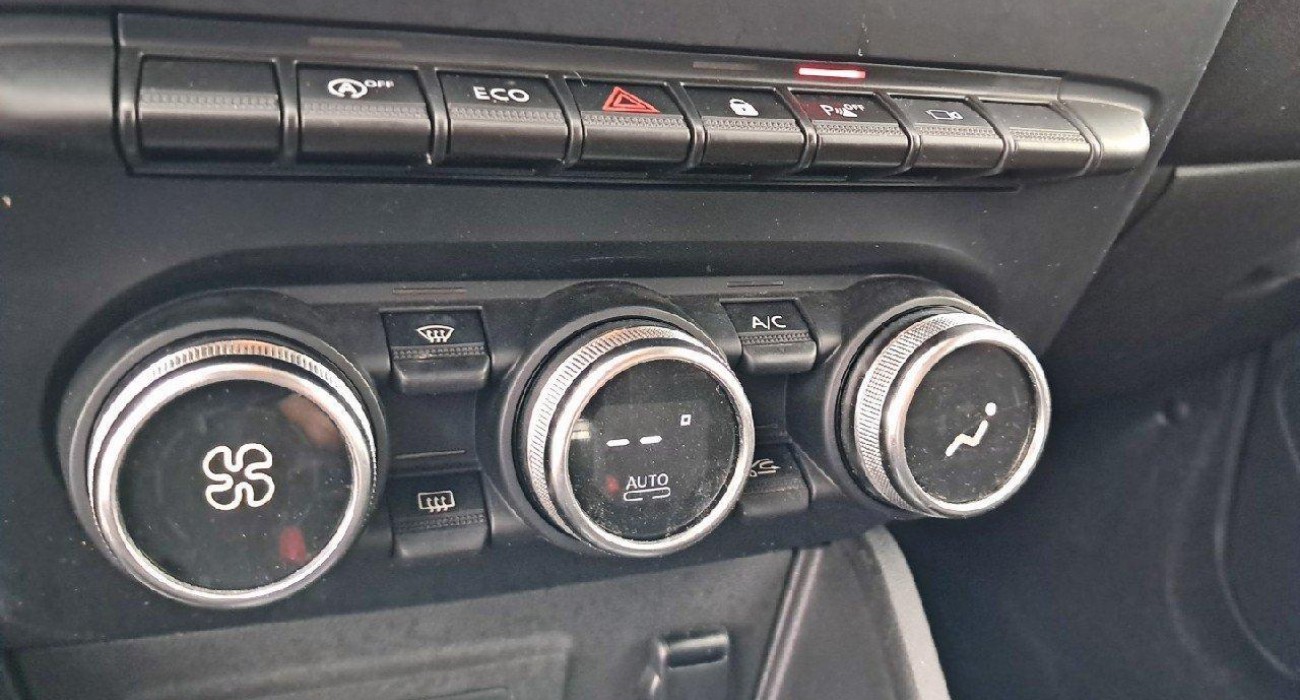 Dacia DUSTER ECO-G 100 4x2 Prestige + 7