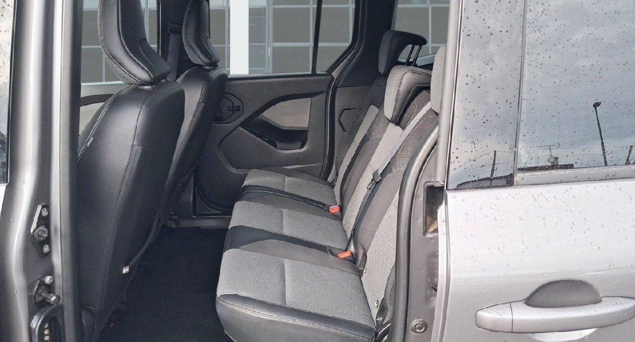 Renault KANGOO Blue dCi 95 Intens 11