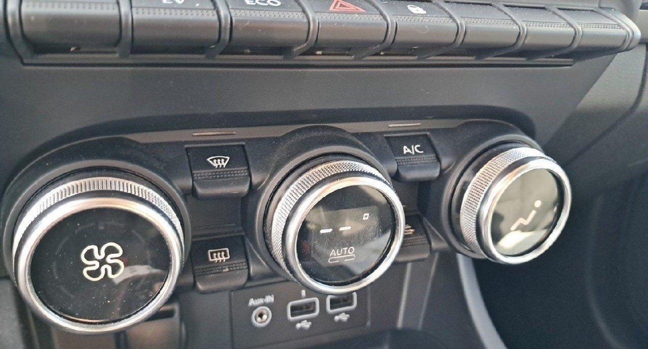 Renault ARKANA E-Tech 145 Business 7