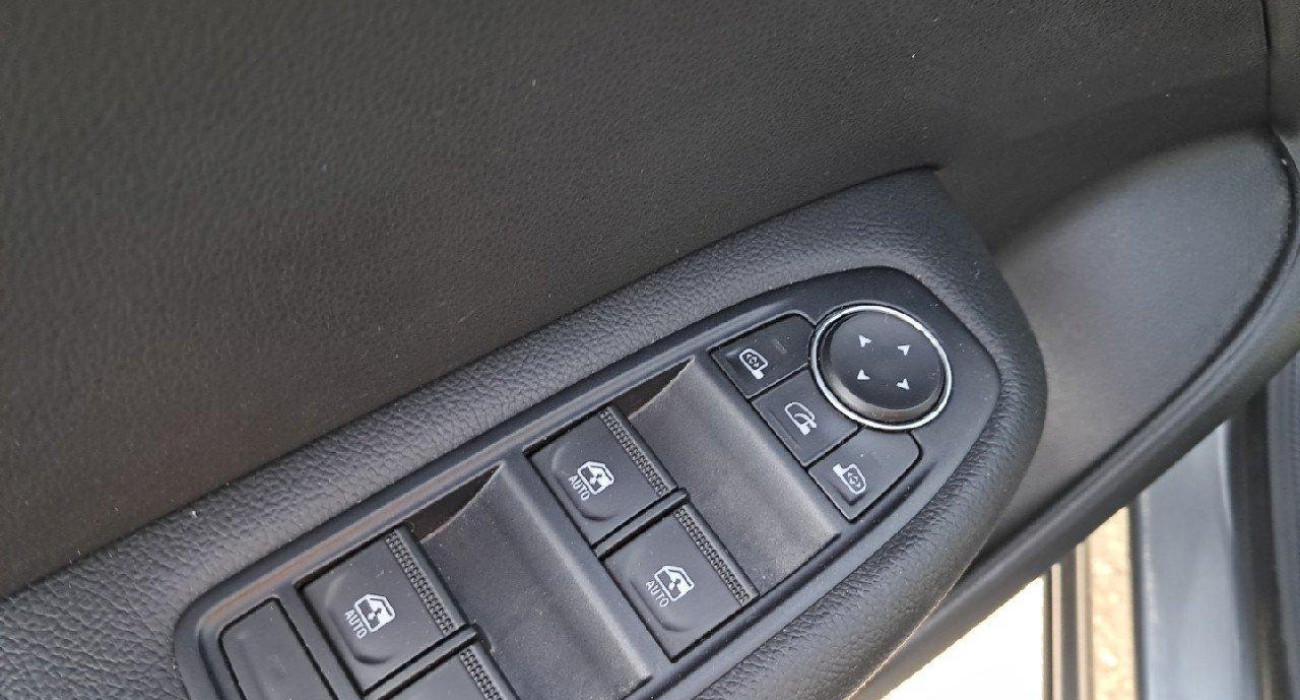 Renault ARKANA E-Tech 145 Business 9