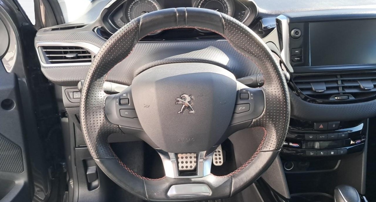 Peugeot 2008 PureTech 110ch S&S EAT6 GT Line 11