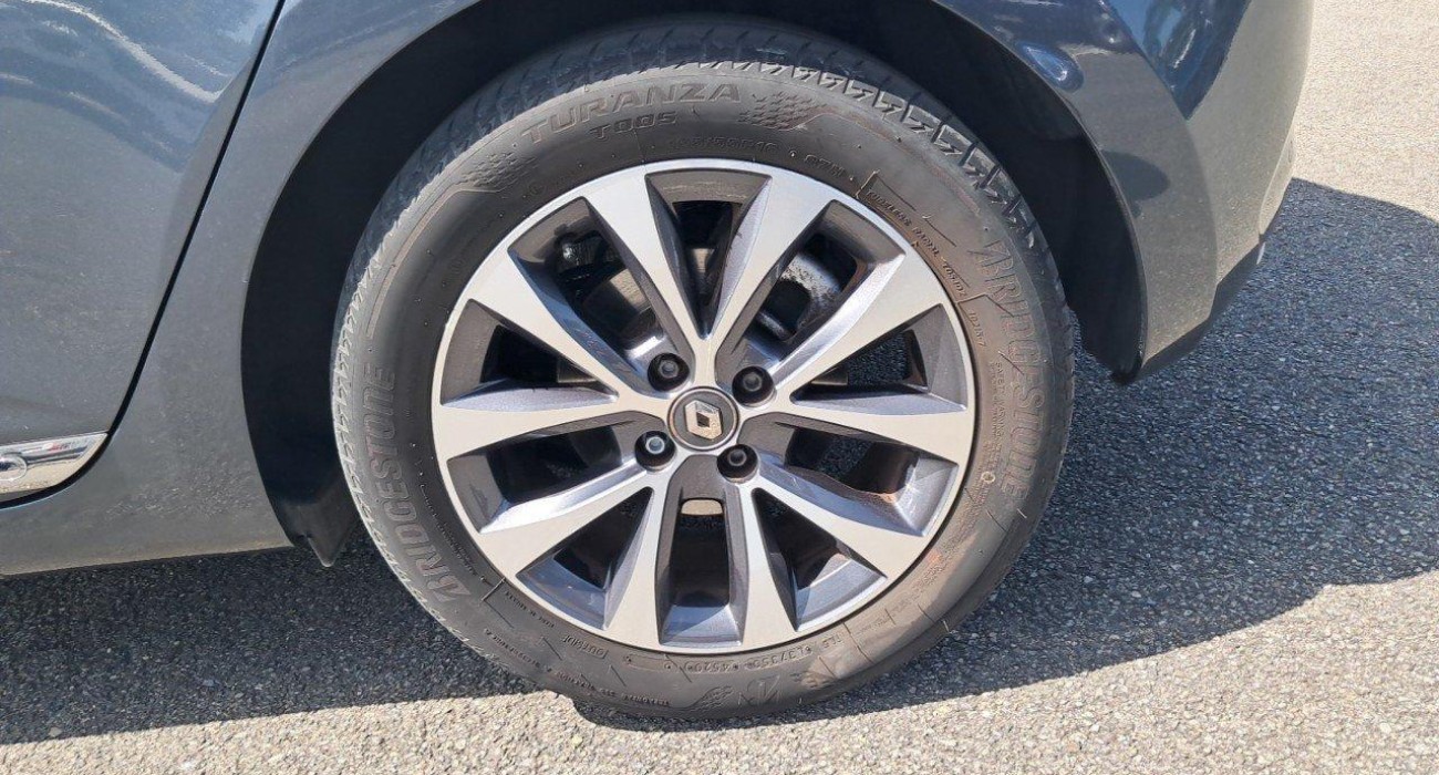 Renault CLIO Clio E-Tech 140 Intens 13