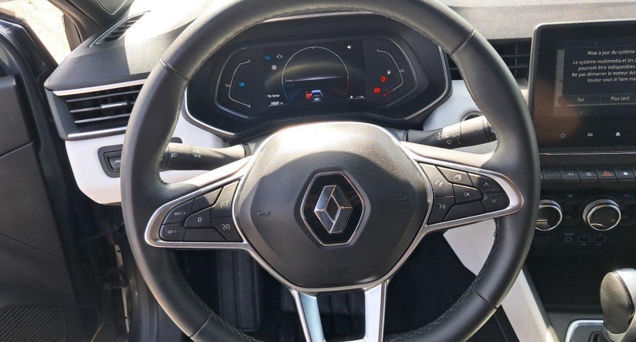 Renault CLIO Clio E-Tech 140 Intens 6