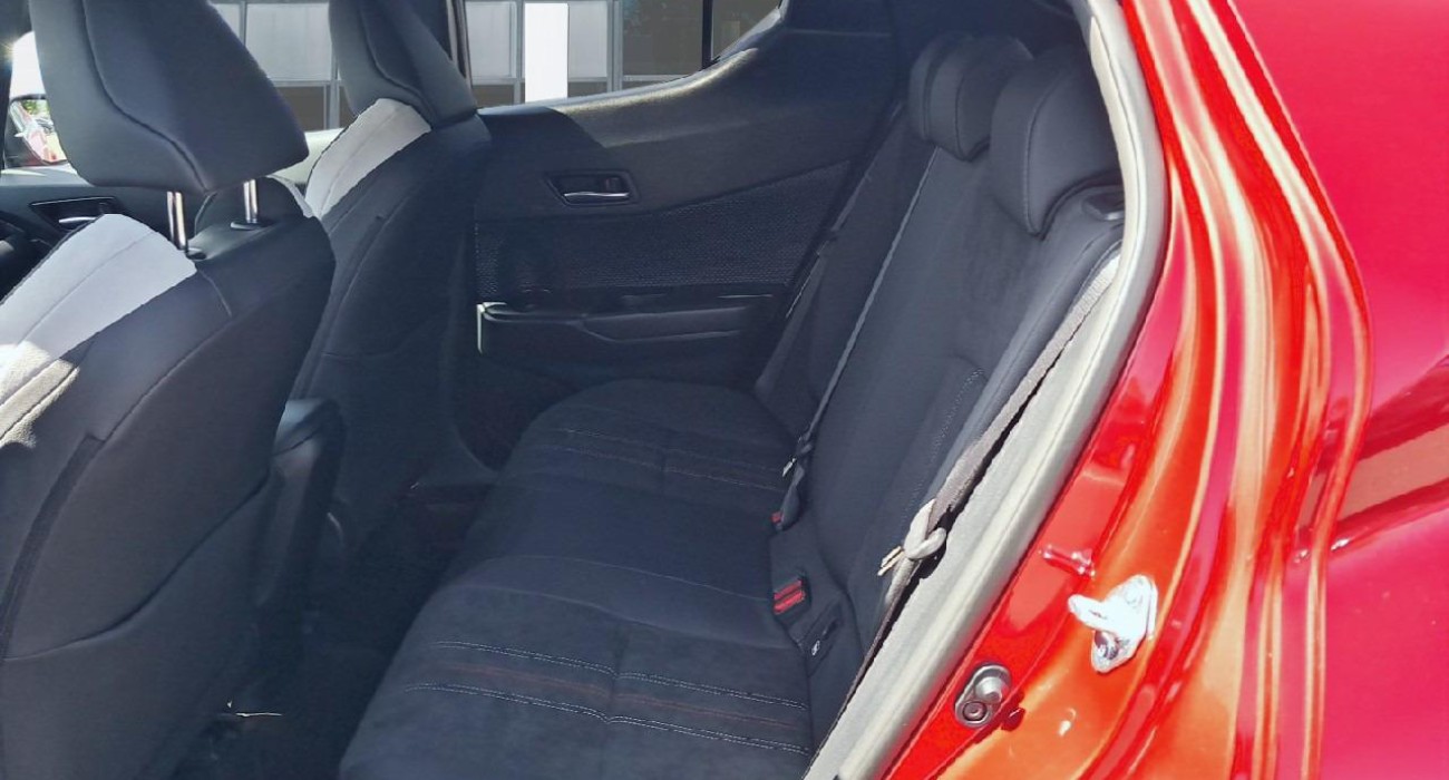 Toyota C-HR C-HR Hybride 1.8L GR-Sport 11