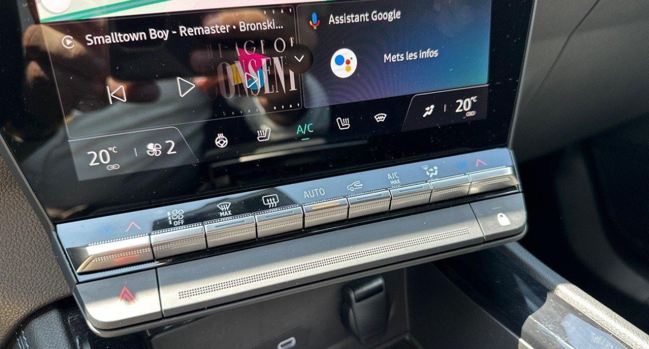 Renault AUSTRAL E-Tech hybrid 200 Iconic esprit Alpine 7