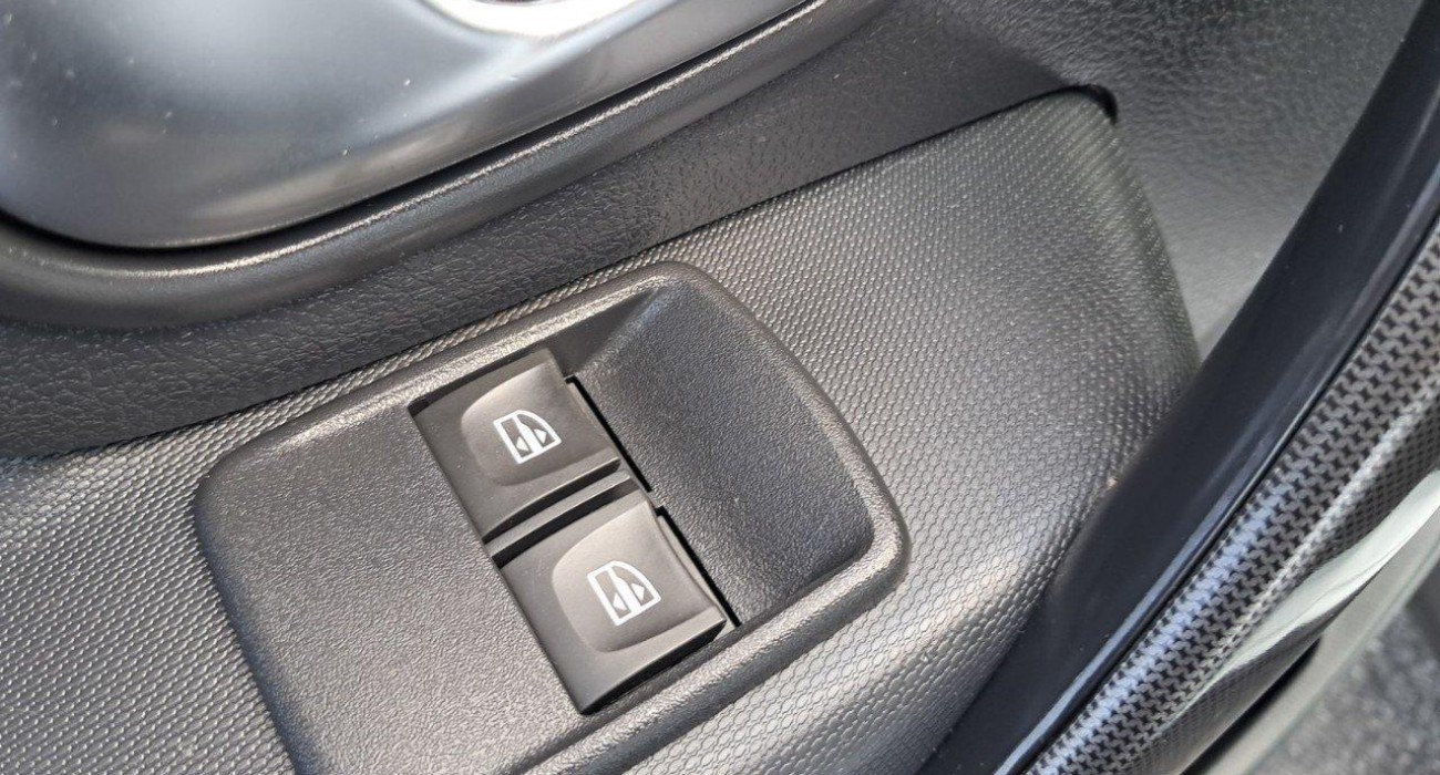 Dacia SANDERO ECO-G 100 Stepway 9