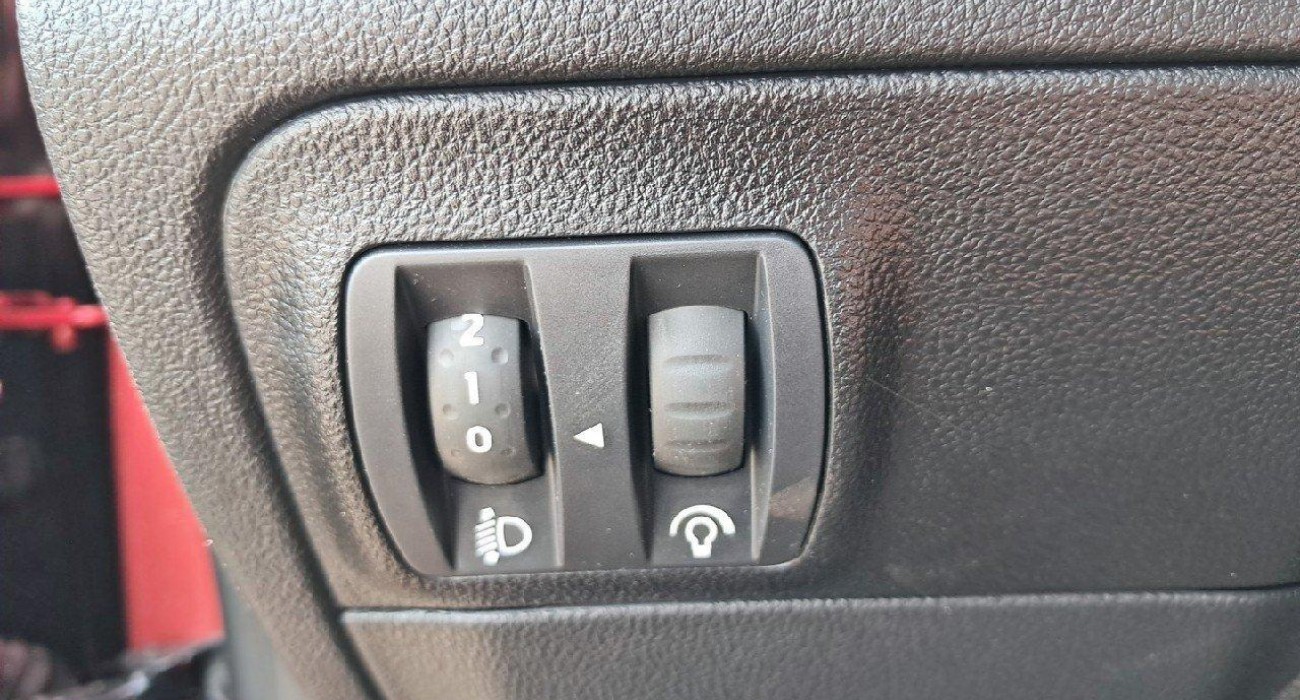 Renault MEGANE Mégane IV Berline TCe 140 EDC FAP - 21B Intens 15