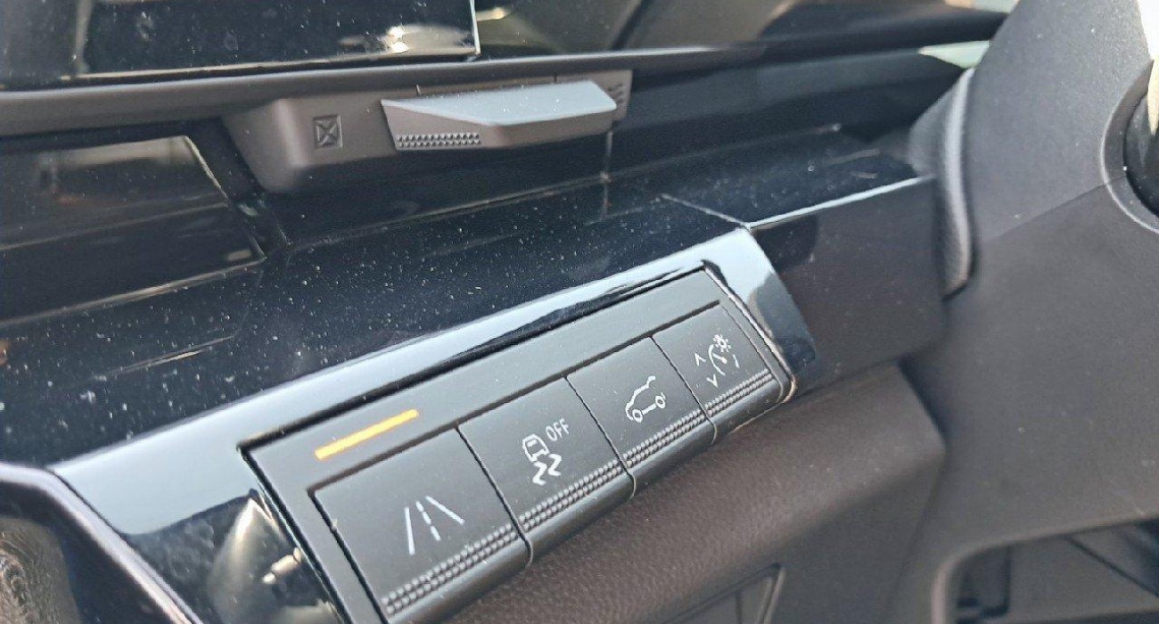 Renault AUSTRAL E-Tech hybrid 200 Iconic 15
