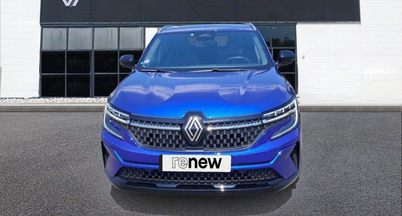 Renault AUSTRAL E-Tech hybrid 200 Iconic 4