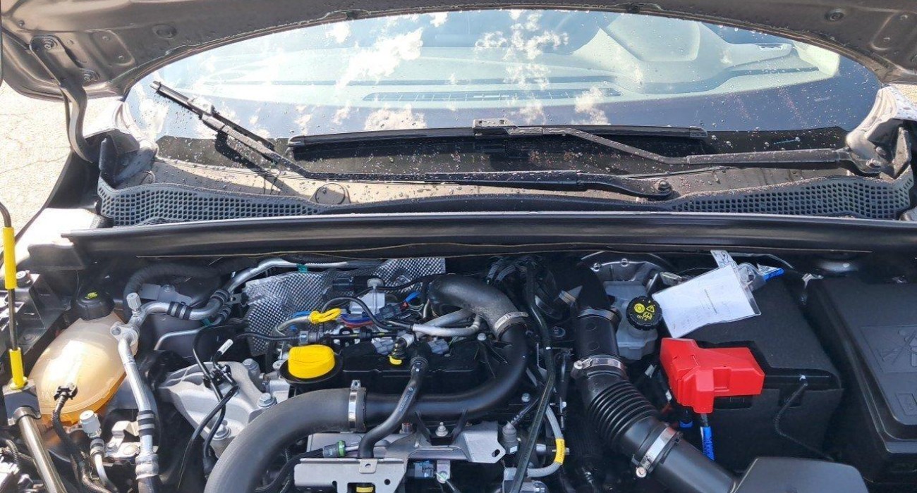 Renault CAPTUR TCe 90 Intens 14