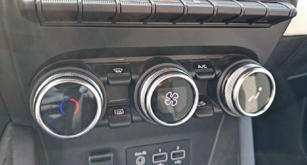 Renault CLIO Clio E-Tech 140 Limited 7