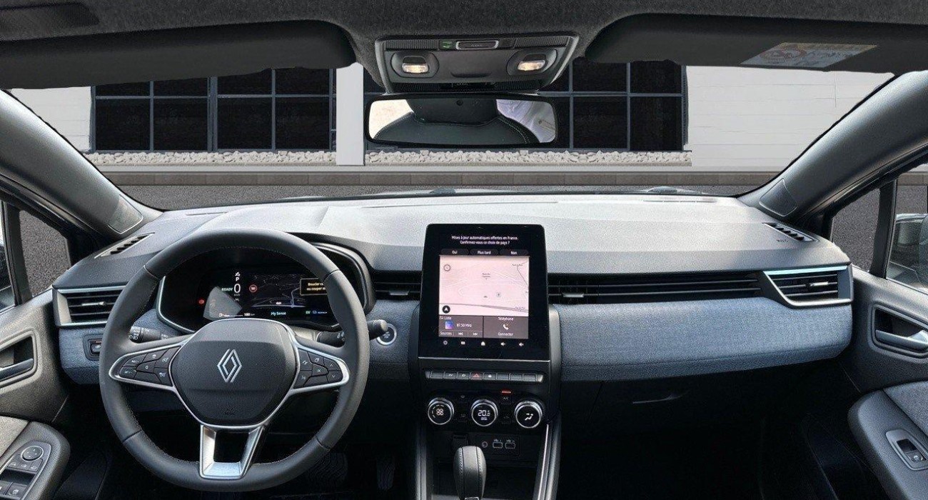 Renault CLIO Clio E-Tech full hybrid 145 ch GSR2 Techno 5