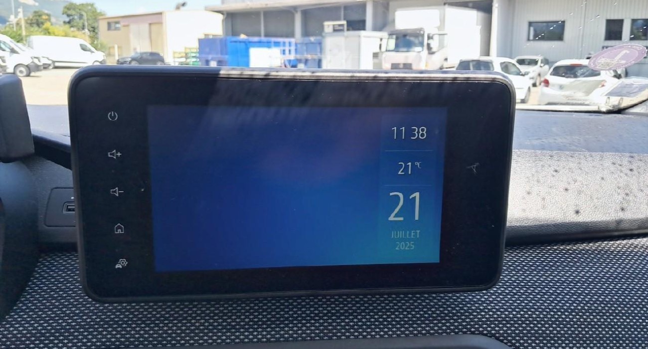 Dacia SANDERO ECO-G 100 Stepway Confort 8