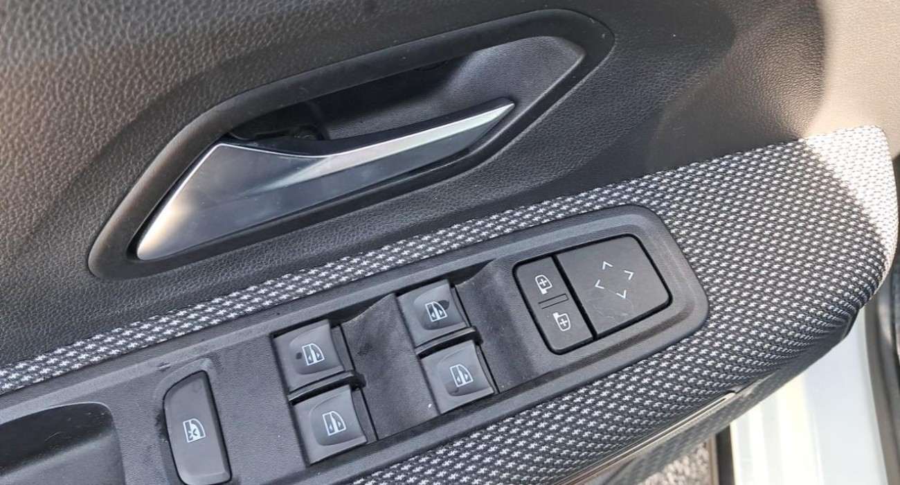 Dacia SANDERO ECO-G 100 Stepway Confort 9