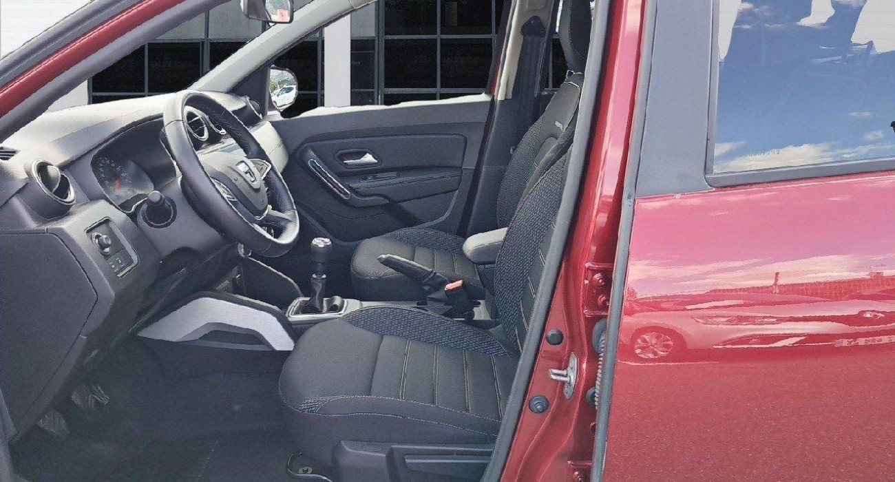Dacia DUSTER ECO-G 100 4x2 Prestige + 10
