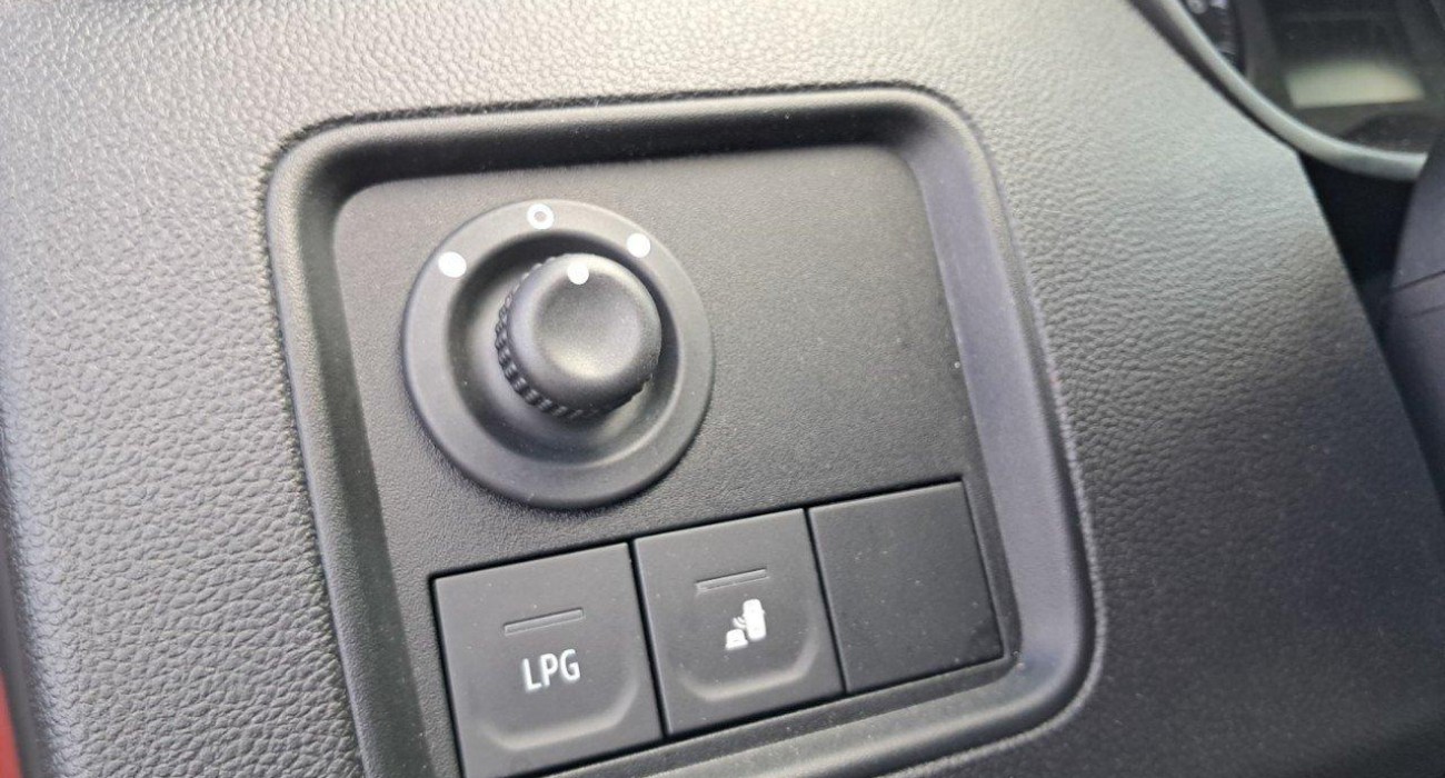 Dacia DUSTER ECO-G 100 4x2 Prestige + 15