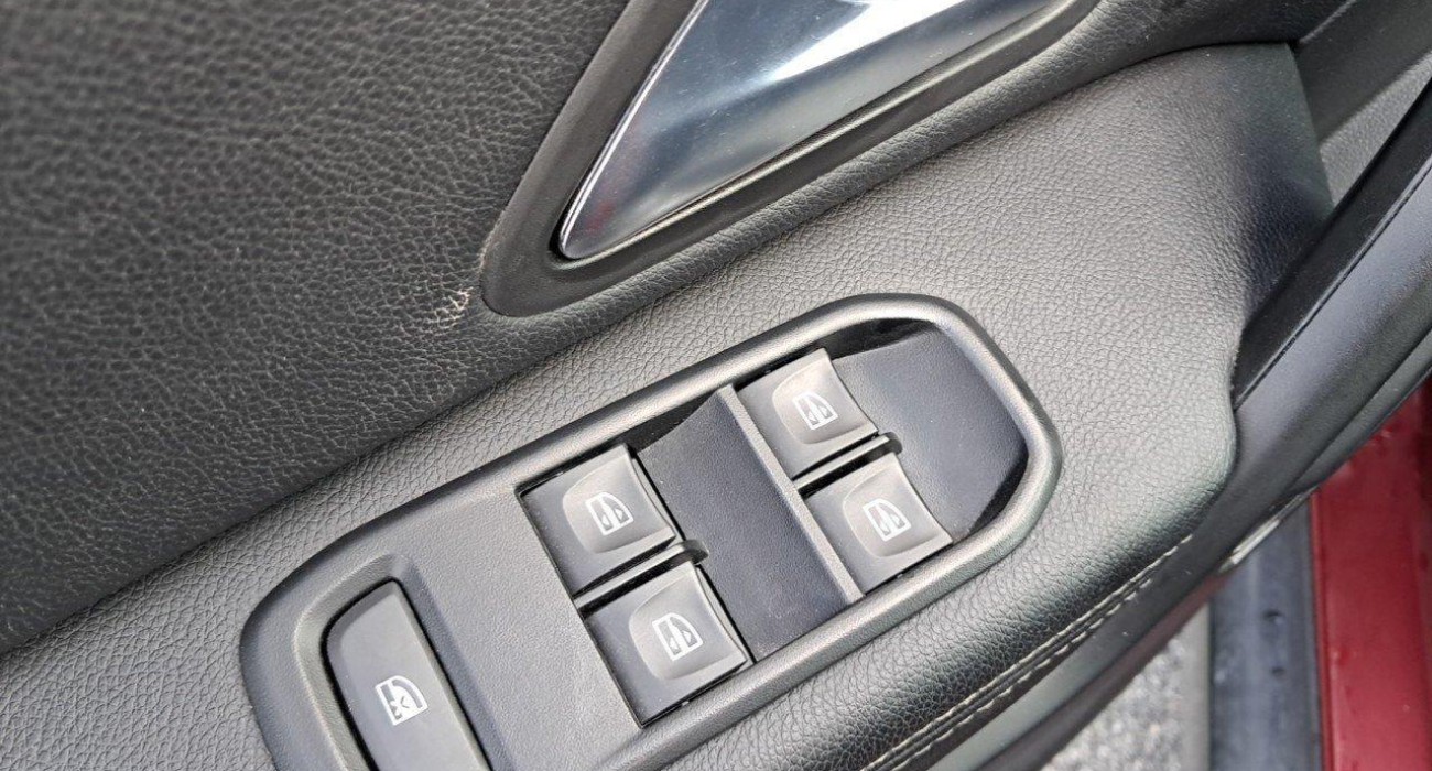Dacia DUSTER ECO-G 100 4x2 Prestige + 9