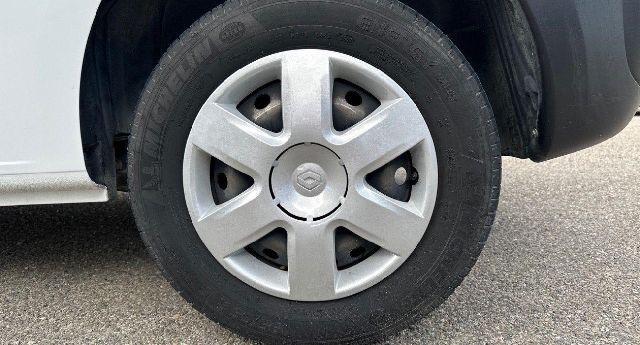 Renault KANGOO EXPRESS 1.5 DCI 90 E6 EXTRA R-LINK 13