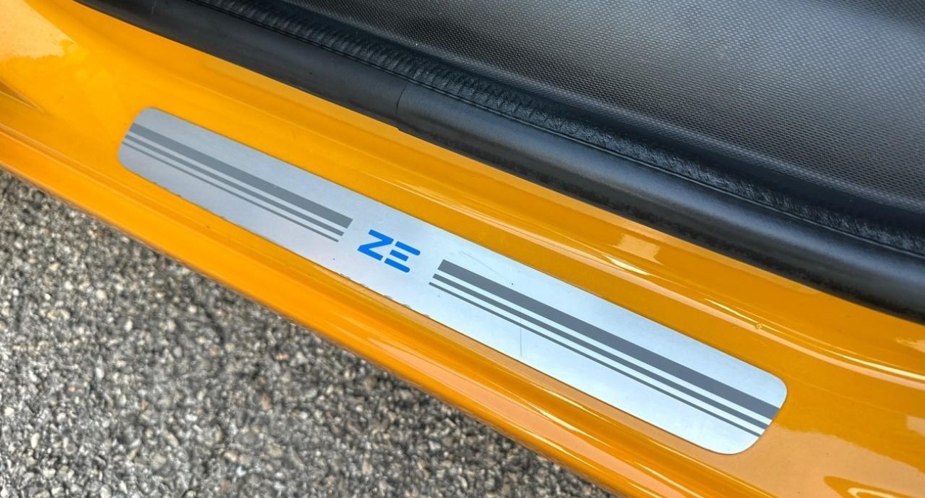 Renault TWINGO Twingo III Achat Intégral Zen 14