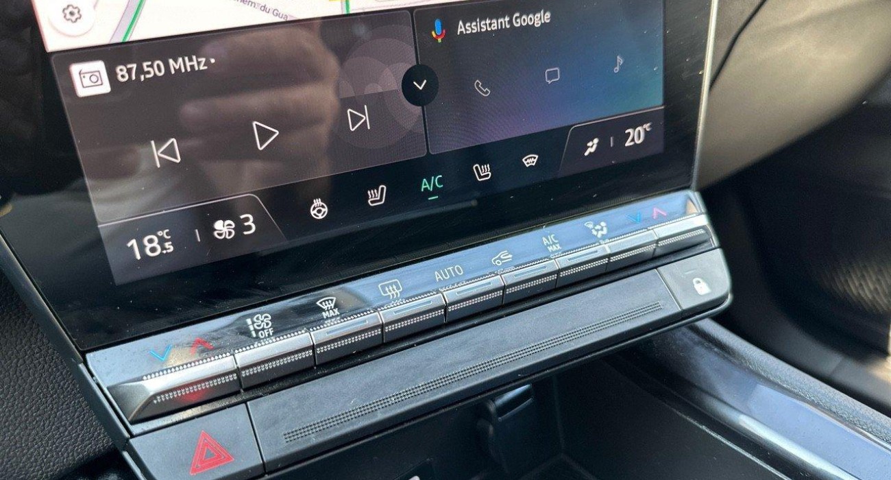 Renault ESPACE Espace E-Tech hybrid 200 Techno 7