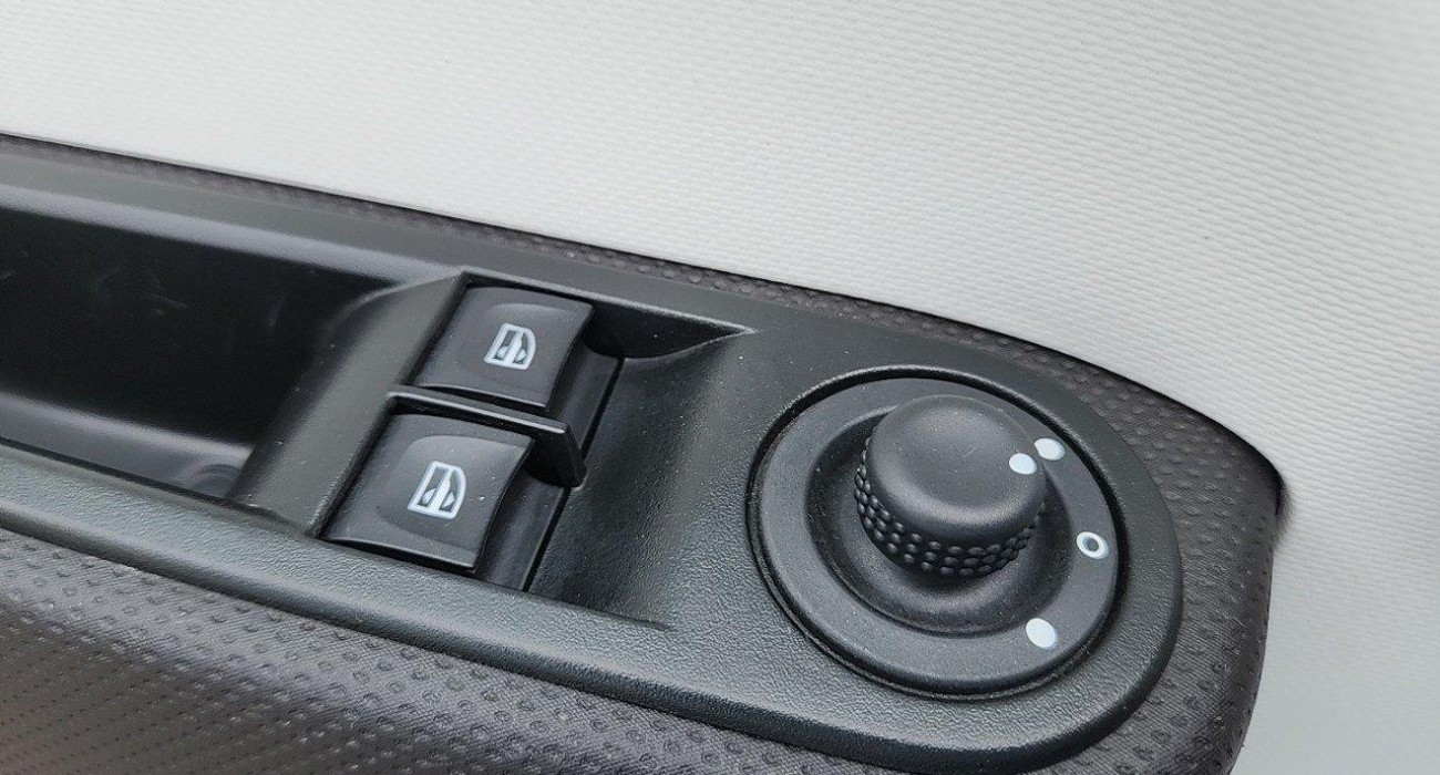Renault TWINGO Twingo III E-Tech Equilibre 9