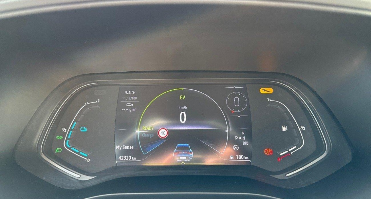Renault ARKANA E-Tech 145 - 21B R.S. Line 6
