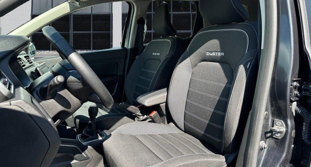 Dacia DUSTER ECO-G 100 4x2 Journey 10