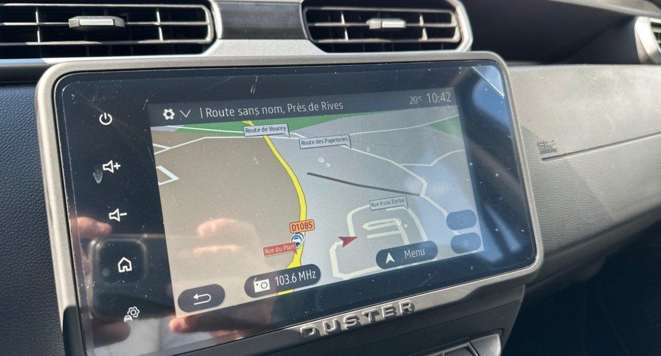 Dacia DUSTER ECO-G 100 4x2 Journey 8