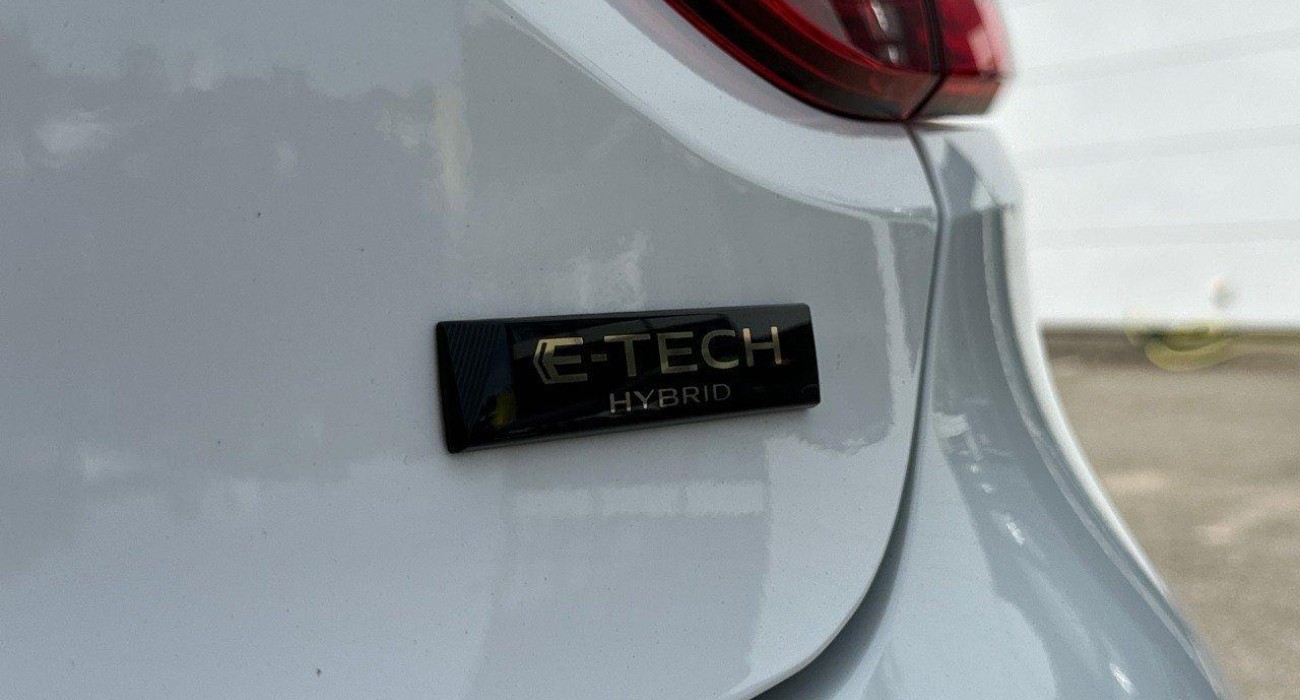 Renault CLIO Clio E-Tech full hybrid 145 Techno 15