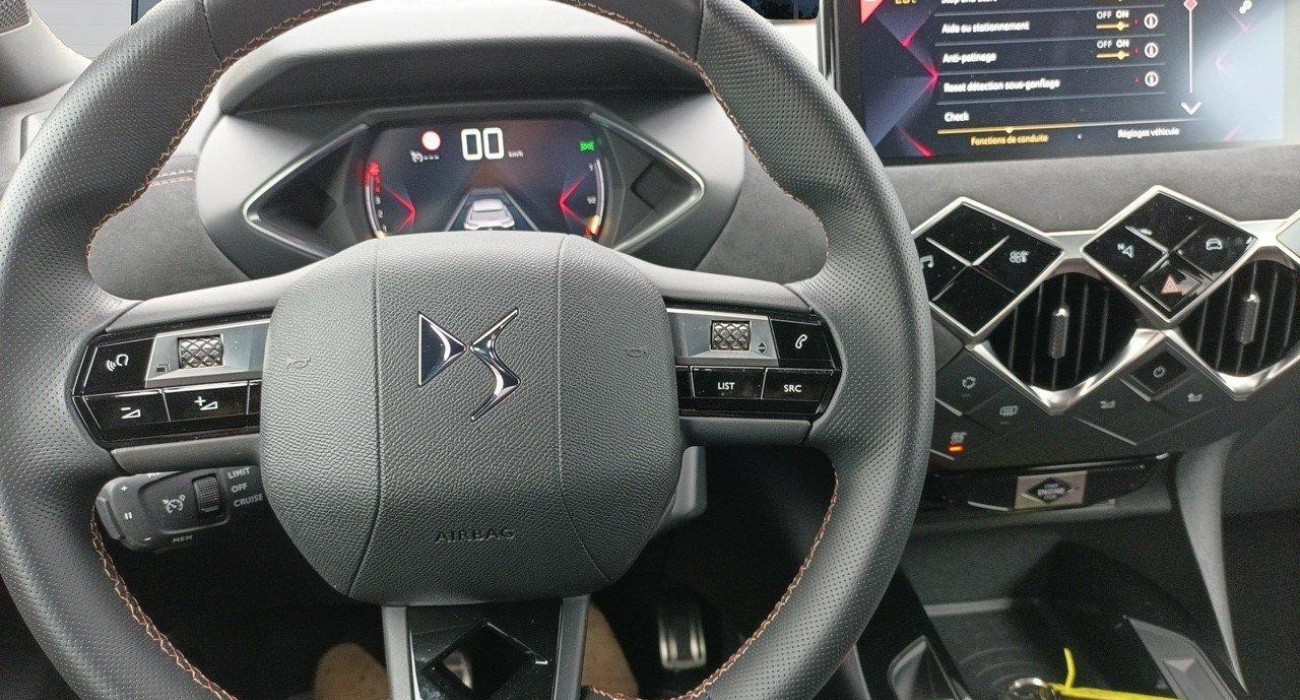 Ds DS3 DS3 Crossback BlueHDi 100 BVM6 Performance Line+ 5