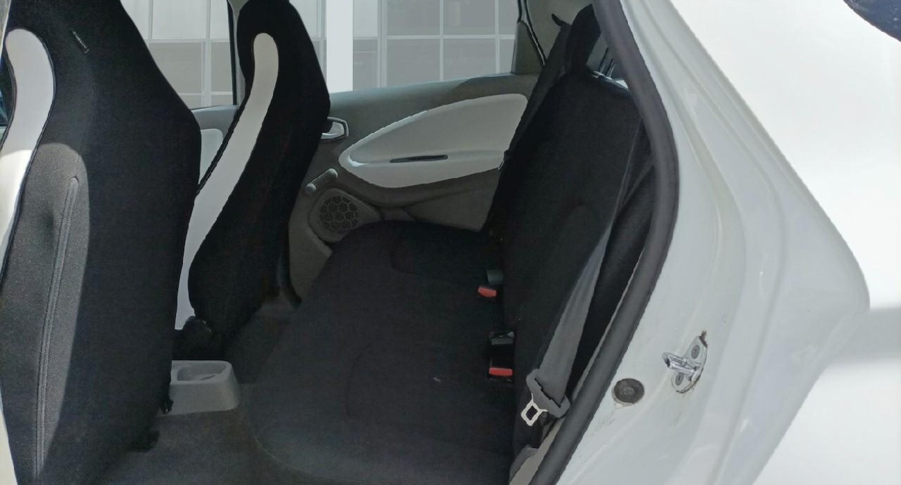 Renault ZOE Life 11