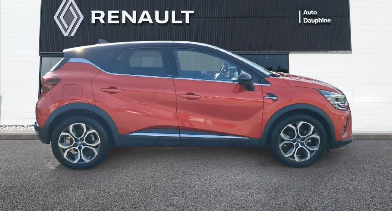 Renault CAPTUR E-Tech Plug-in 160 Intens 4