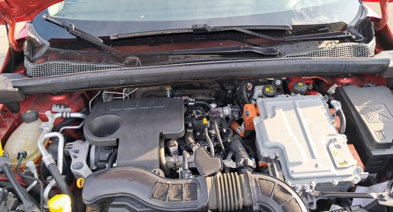 Renault CAPTUR E-Tech Plug-in 160 Intens 8