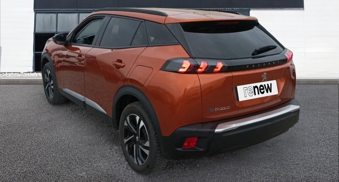 Peugeot 2008 Electrique 136 ch Roadtrip 4