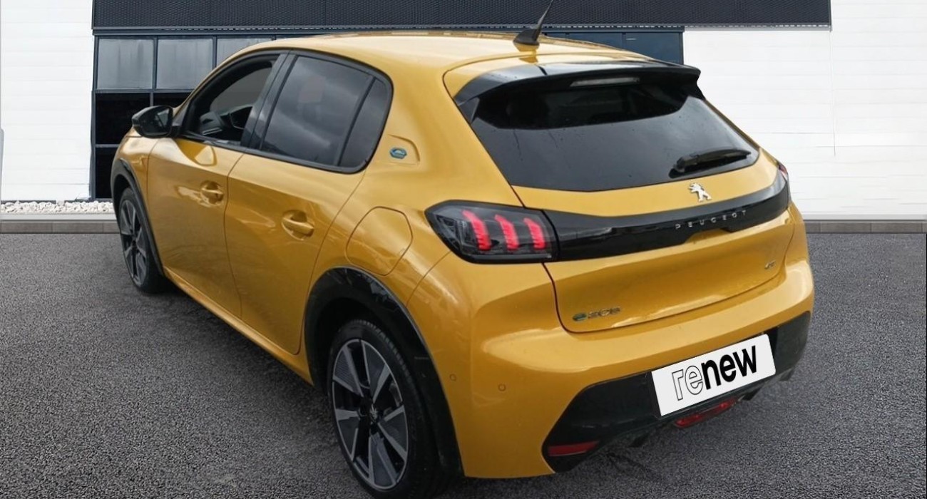 Peugeot 208 Electrique 50 kWh 136ch GT 4