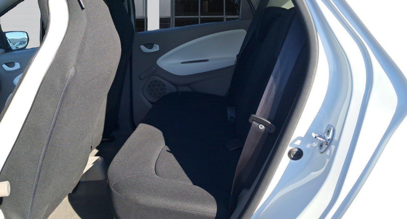 Renault ZOE Life 11