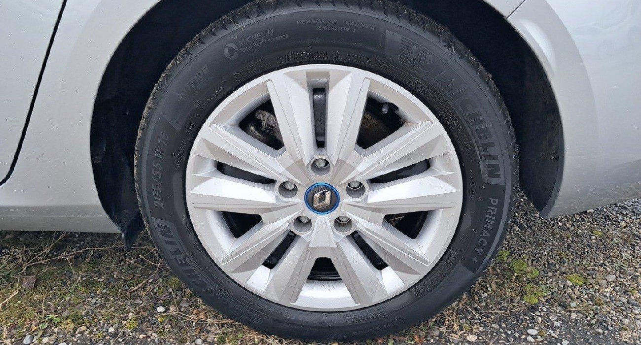 Renault MEGANE ESTATE Mégane IV Estate E-TECH Plug-In Hybride 160 Business 13