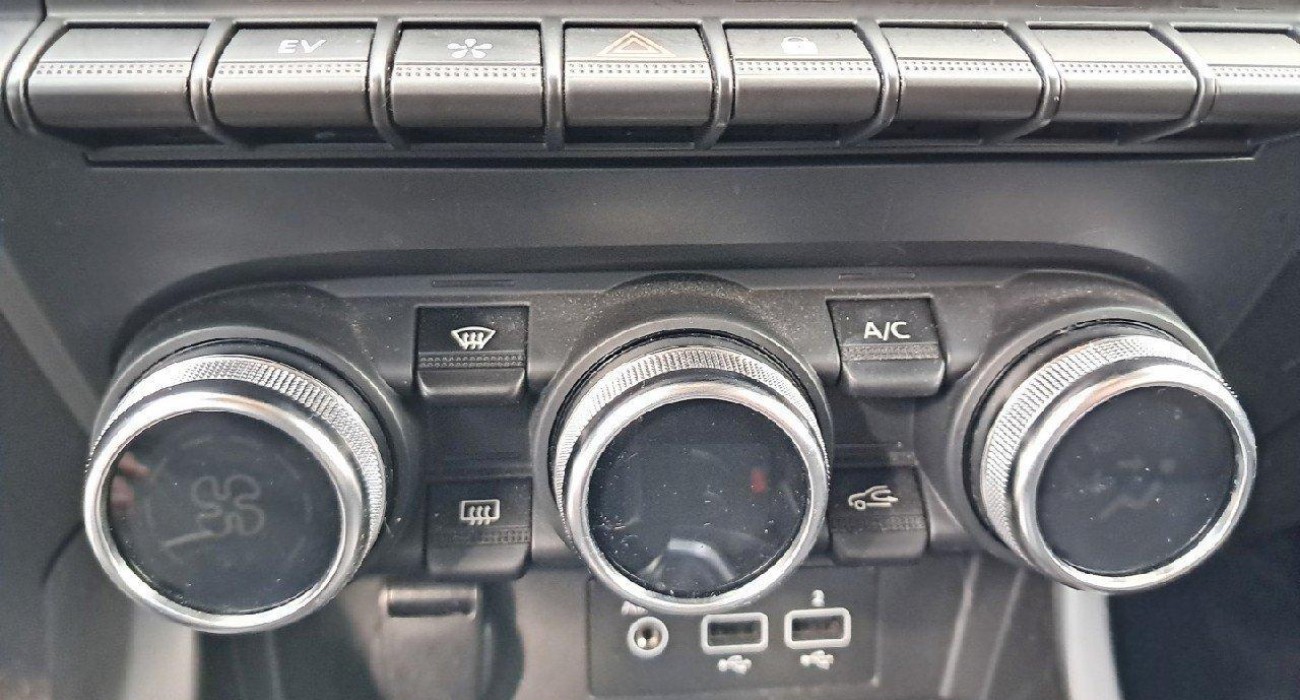 Renault ARKANA E-Tech 145 - 22 Techno 13