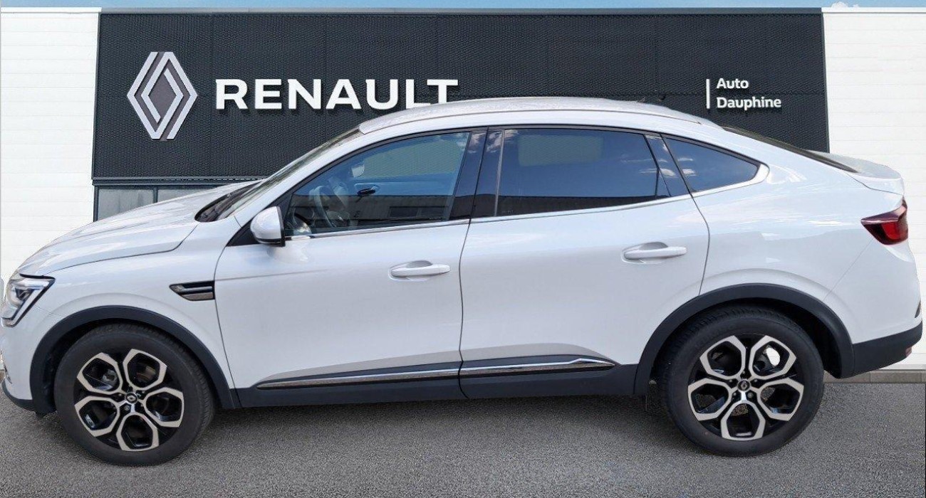 Renault ARKANA E-Tech 145 - 22 Techno 3